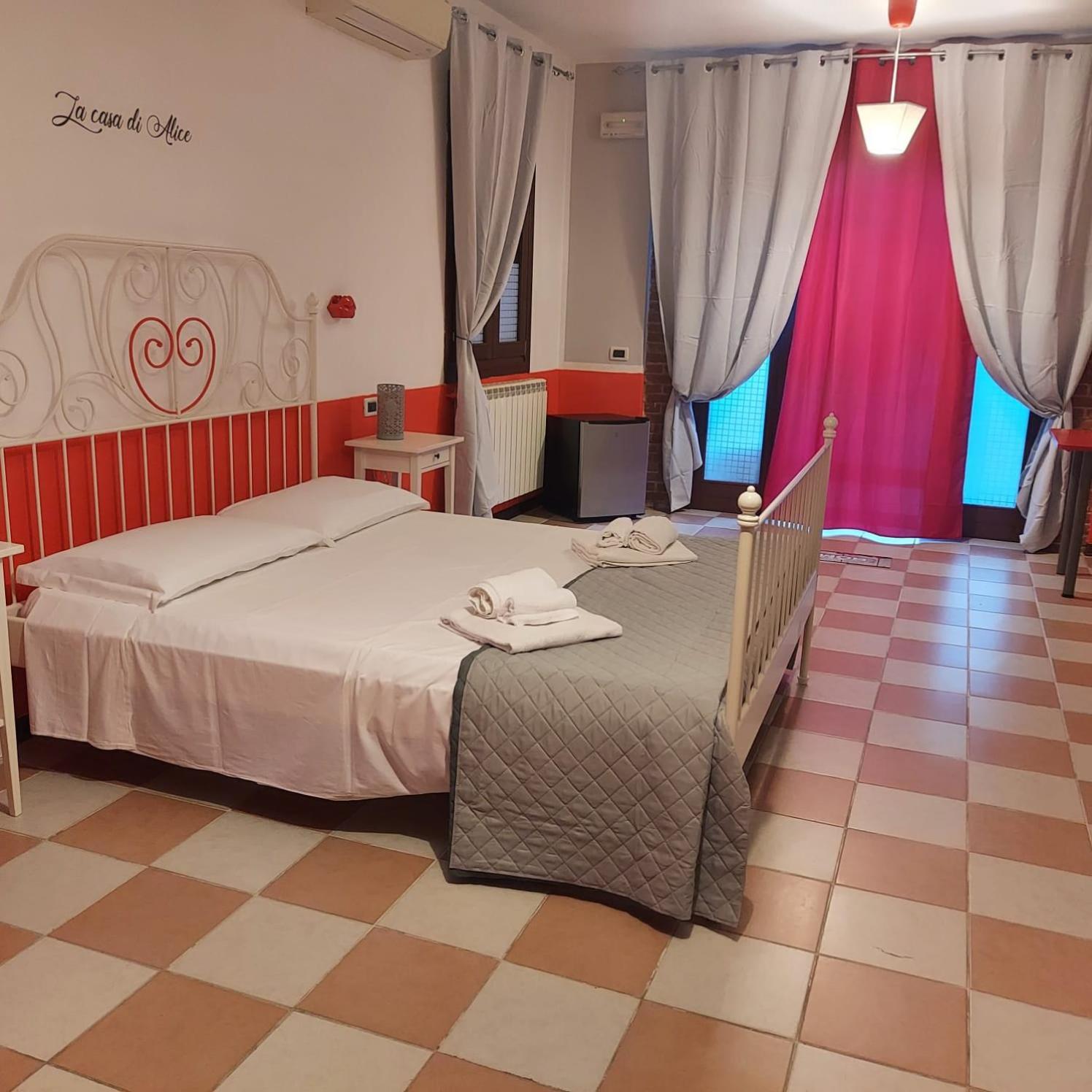 Bed and Breakfast Alice e la sua casa Ca Lino Esterno foto